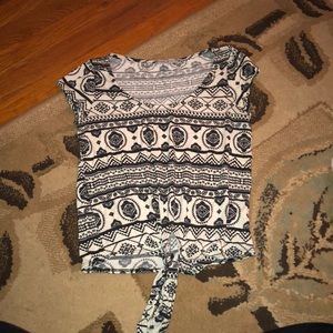 black and white crop top